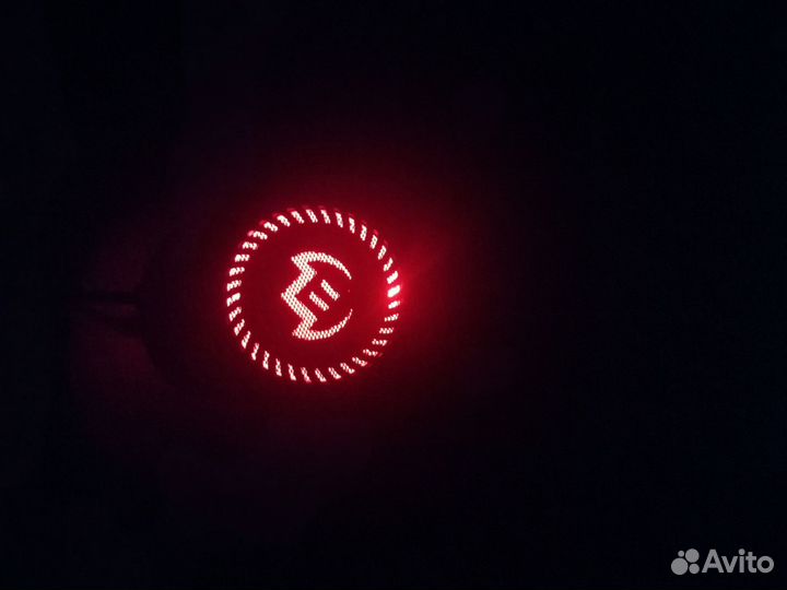 Продам наушники Sven AP-U840MV