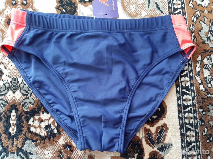 Новые купальные трусы и плавки 44-46 размер