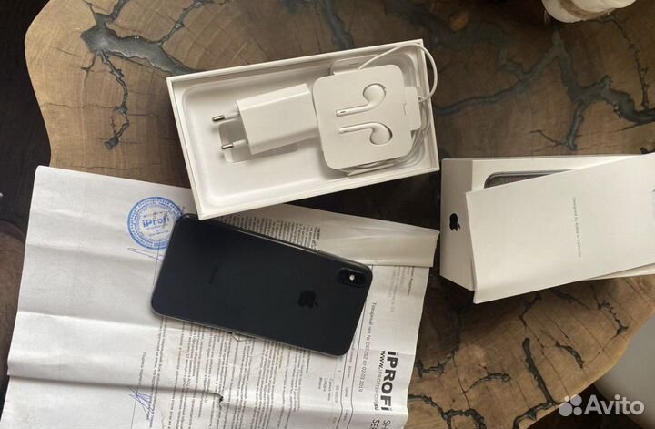 iPhone Xs, 256 ГБ
