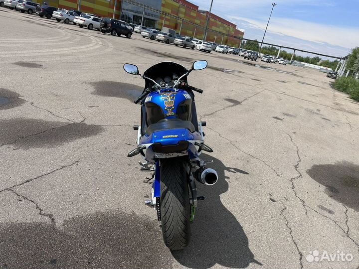 Yamaha YZF1000r Thunderace