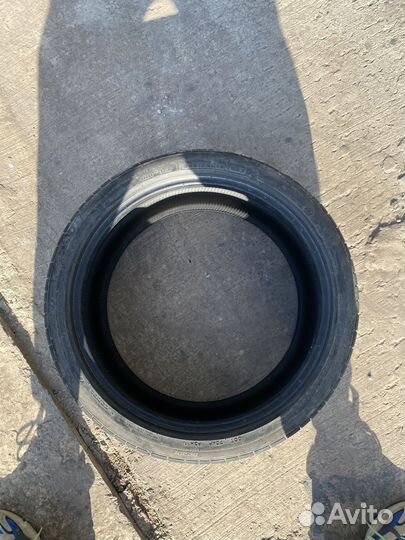 Bridgestone Potenza S001 225/40 R19 и 255/35 R19 92Y