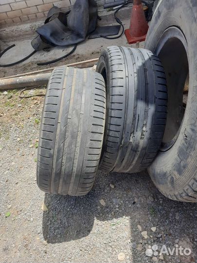 Nokian Tyres Hakka Black SUV 275/45 R20