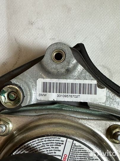 Подушка безопасности в руль BMW 33109576702