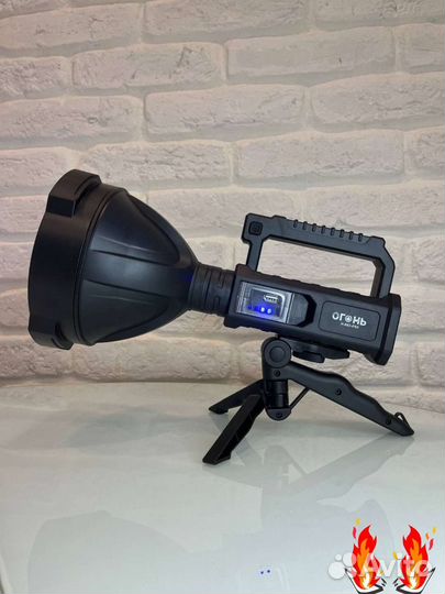 Диодный фонарь Р90 для охоты и рыбалки