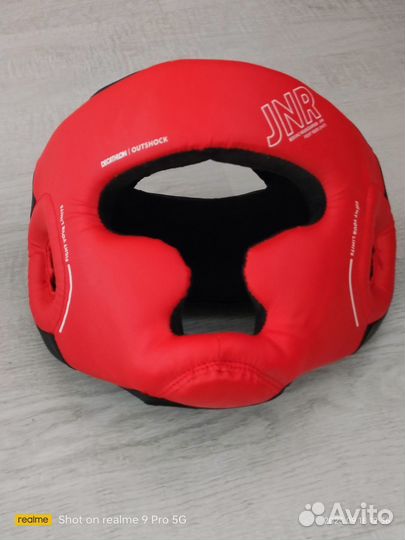 Боксерские перчатки детские, и боксёрский шлем