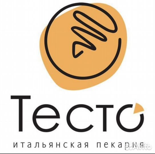 Сотрудник зала