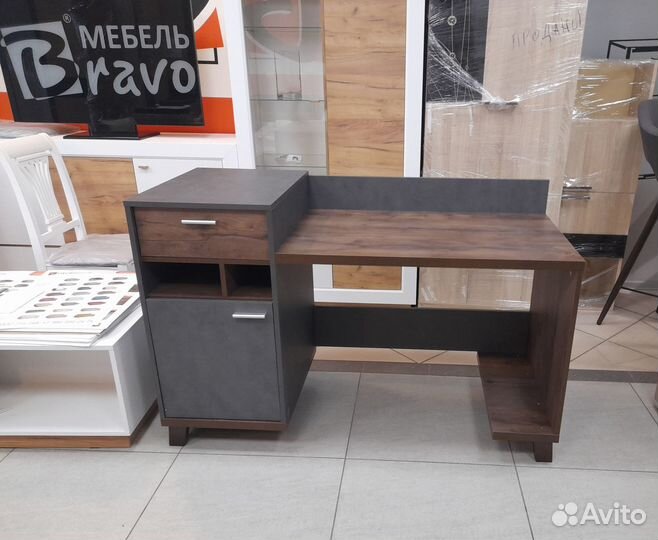 Монтана Металл Бруклин Стол письменный