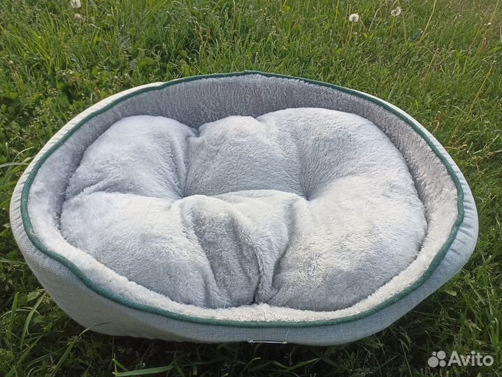 Лежанка для кошек