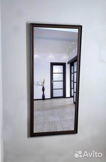 Зеркало в багете Мадрид