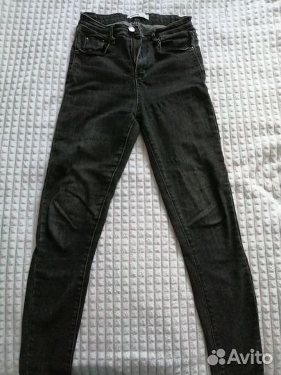 Отдам пакет женских вещей