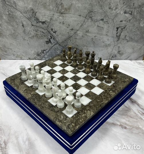 Каменные шахматы