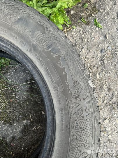 Gislaved Nord Frost 5 235/65 R17