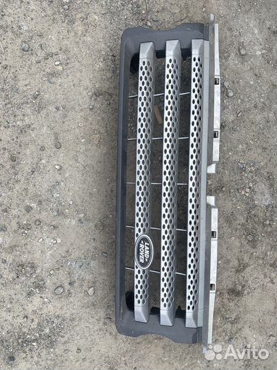 Решетка радиатора ленд ровер