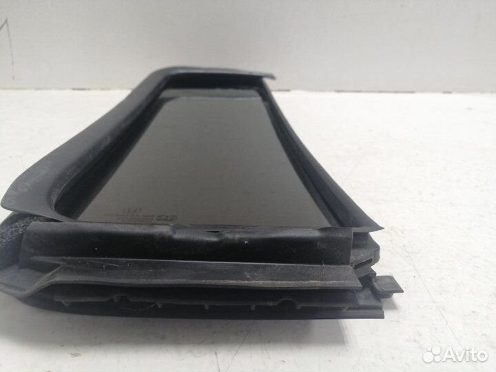 Стекло кузовное глухое заднее левое Honda Pilot 2