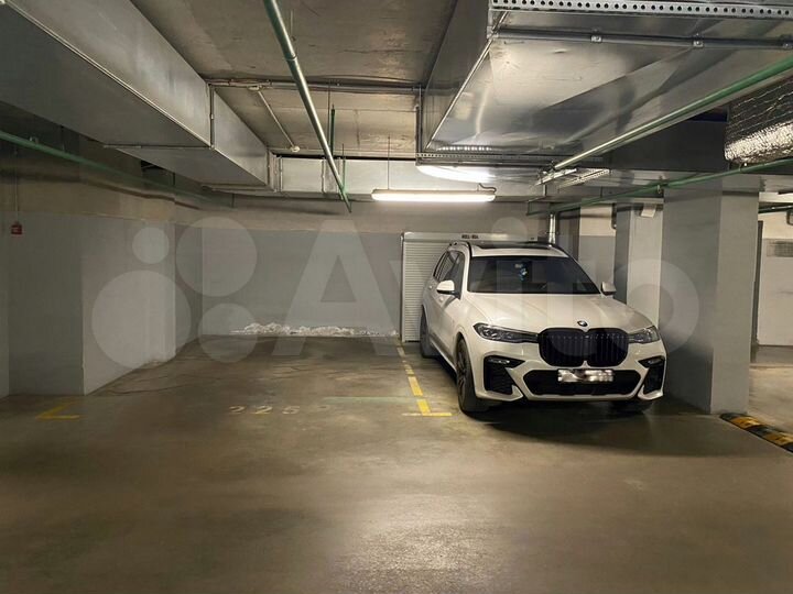 Машиноместо, 18 м²