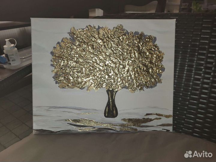 Картина с золотой поталью