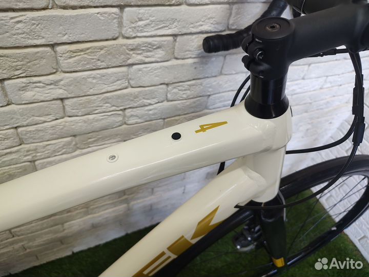 Trek Domane al 4 2022