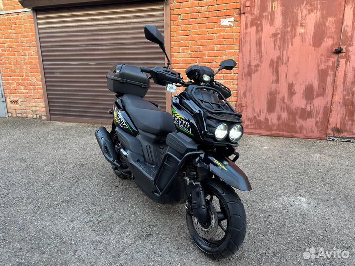 Скутер Tank 150cc (49.9)