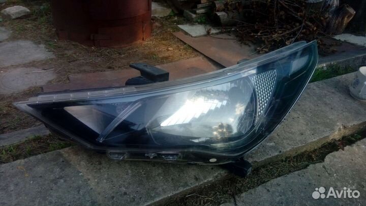 Фара левая solaris 1 бу