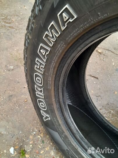 Yokohama Geolandar A/T G031A 215/75 R15 32P