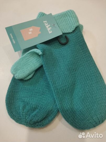 Варежки женские