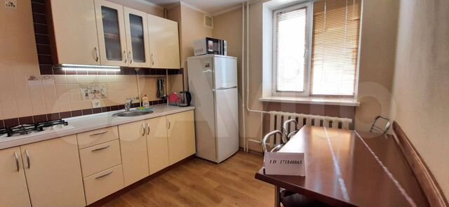 2-к. квартира, 52 м², 6/9 эт.