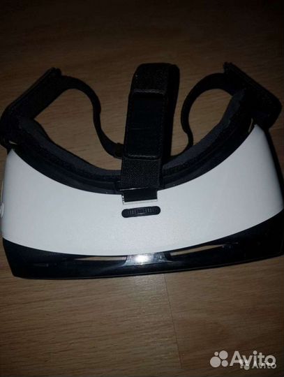 Очки виртуальной реальности Samsung Galaxy S7 edge