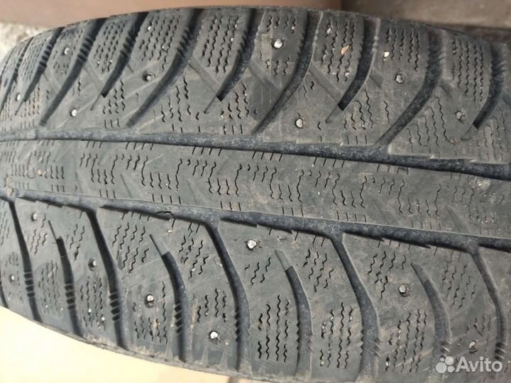 Bridgestone Ice Cruiser 7000 195/65 R15