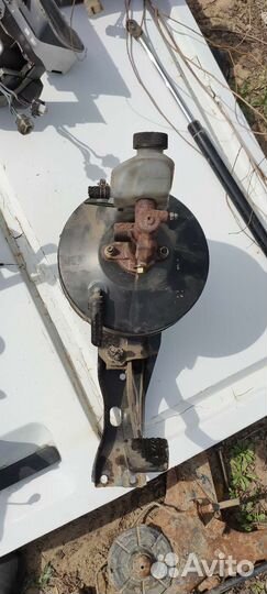 Главный тормозной цилиндр Mazda Е2200