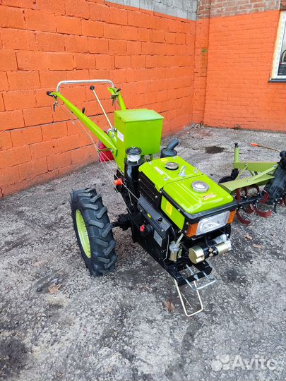 Мотоблок дизельный жидкост. охл. 13-15л.с. дв R195