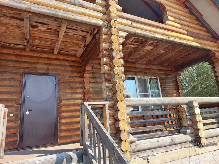 Дом 336,2 м² на участке 8,8 сот.