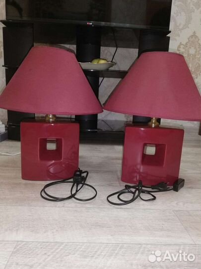 Лампа настольная