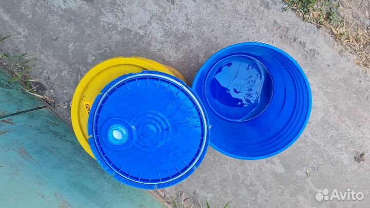 Вёдра 25 литров, металлические и пластиковые