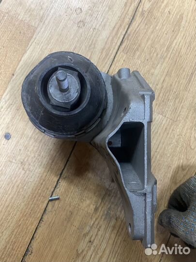 Подушка audi a6 c5 гидравлическая