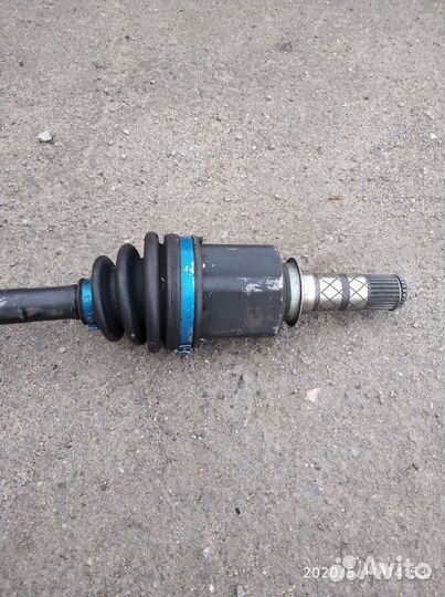 Привод передний Subaru legacy