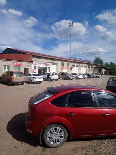 Торговая площадь, 1200 м²