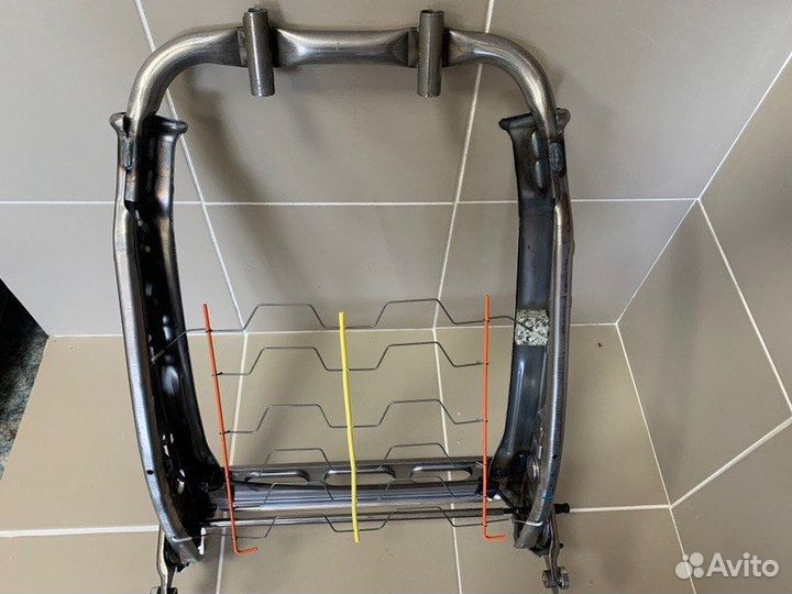 Каркас спинки сиденья передний левый Renault