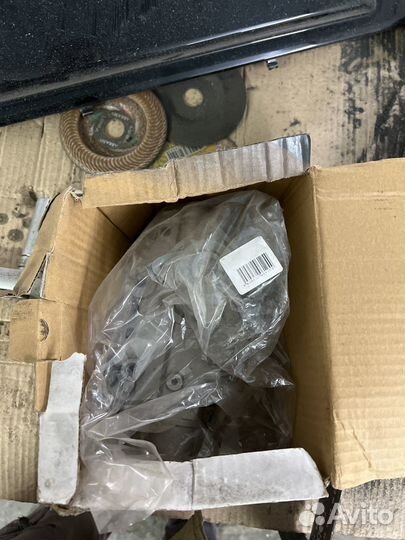 Помпа ford escort