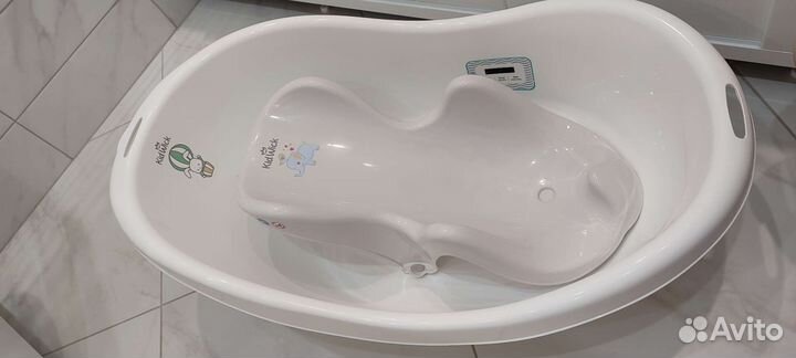 Ванночка для купания с горкой и круг на шею