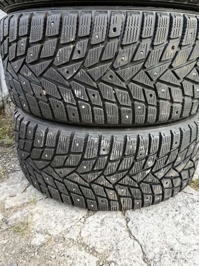 Dunlop SP Winter Ice 02 245/40 R18 97T