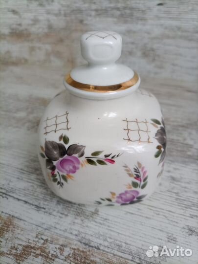 Чайница фарфор