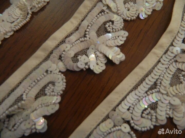 Антикварные изделия из бисера