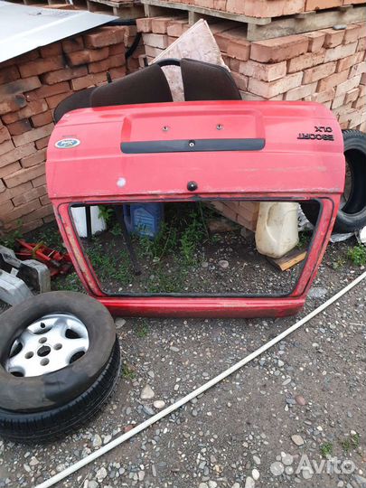 Двери Ford escort 5