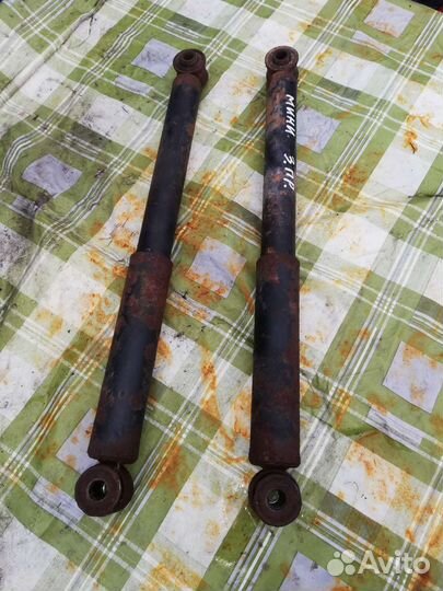 Амортизатор задний Митсубиси Паджеро Мини 2