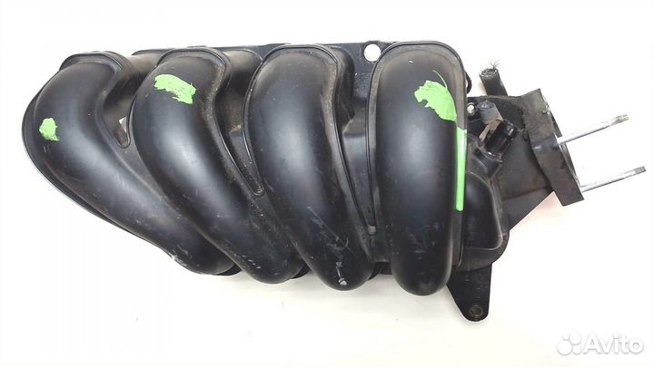 Коллектор впускной Toyota Matrix, 2007