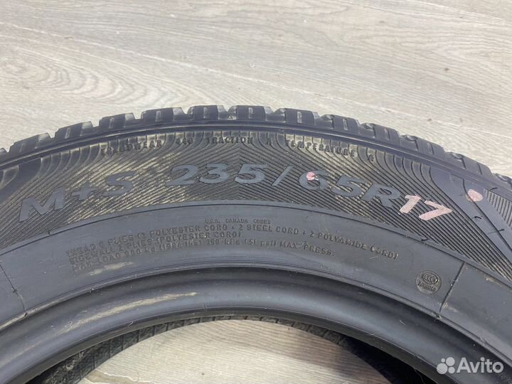 Goodyear Wrangler HP All Weather 235/65 R17