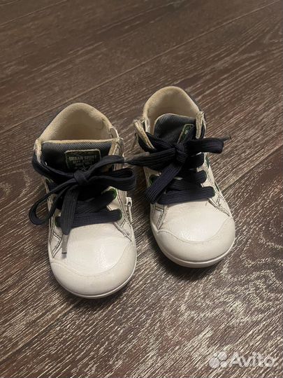 Ботинки р. 22