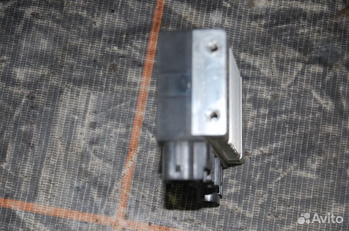 Блок управления - Toyota Land Cruiser Prado 150