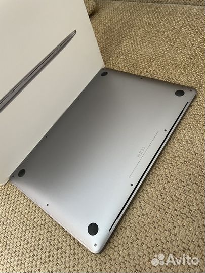 Apple MacBook air 13 2020 m1 8gb 256