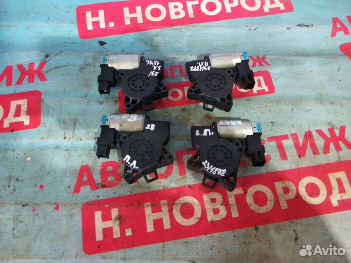 Мотор стеклоподъёмника Мазда сх 7